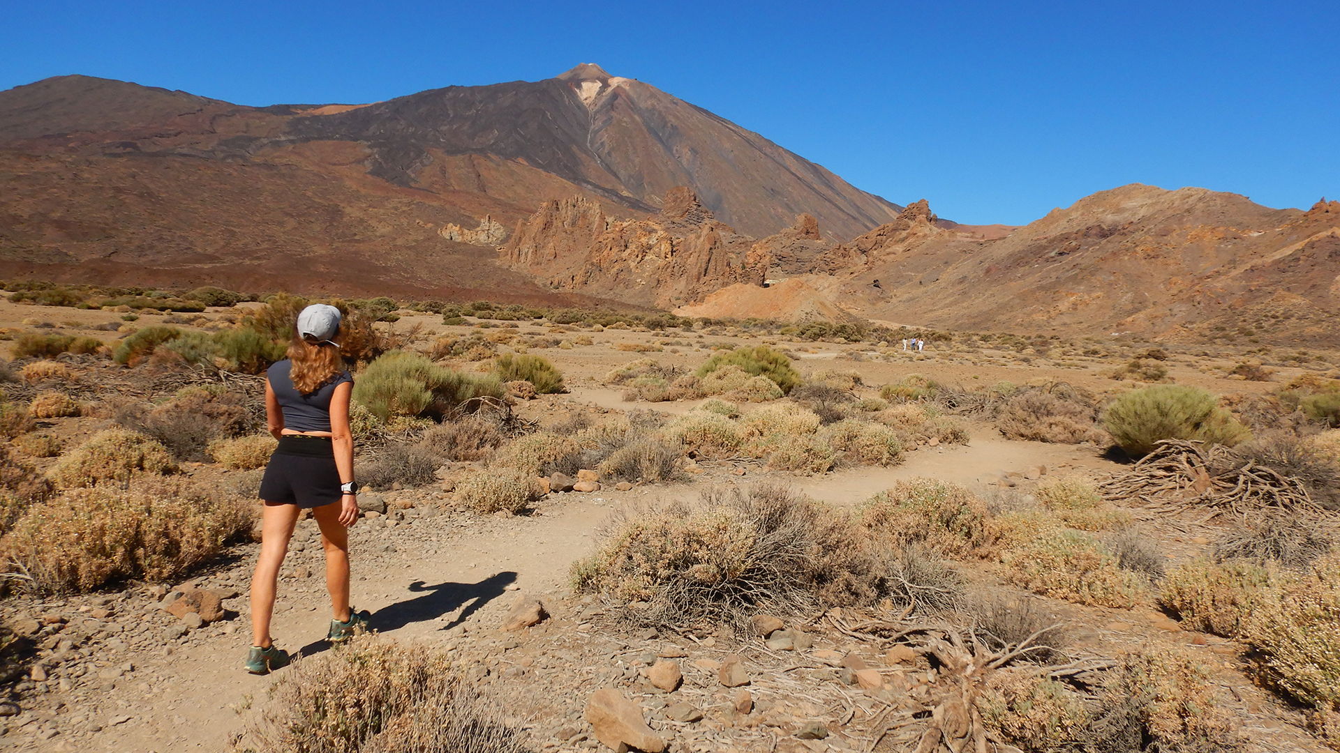 PN del Teide: Llano de Ucanca – Roques de García – Mirador de la Ruleta PN del Teide: Llano de Ucanca – Roques de García – Mirador de la Ruleta